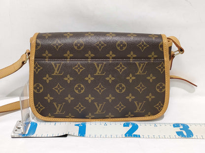 LOUIS VUITTON Monogram Louis Vuitton Sologne Shoulder Bag