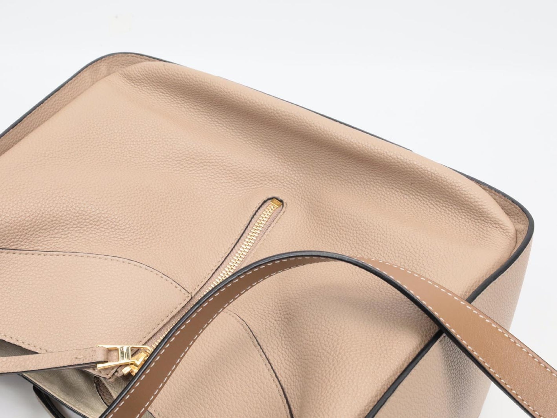 LOEWE Hammock Small Shoulder Bag