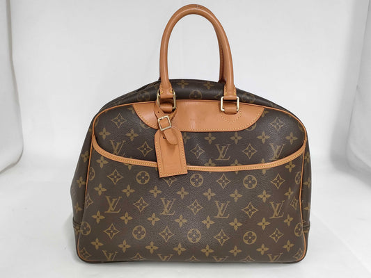 CHANEL Louis Vuitton Monogram Deauville Handbag