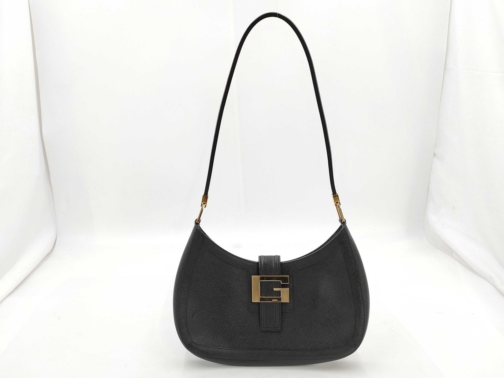 GUCCI One Shoulder Calf Black GP Shoulder Bag