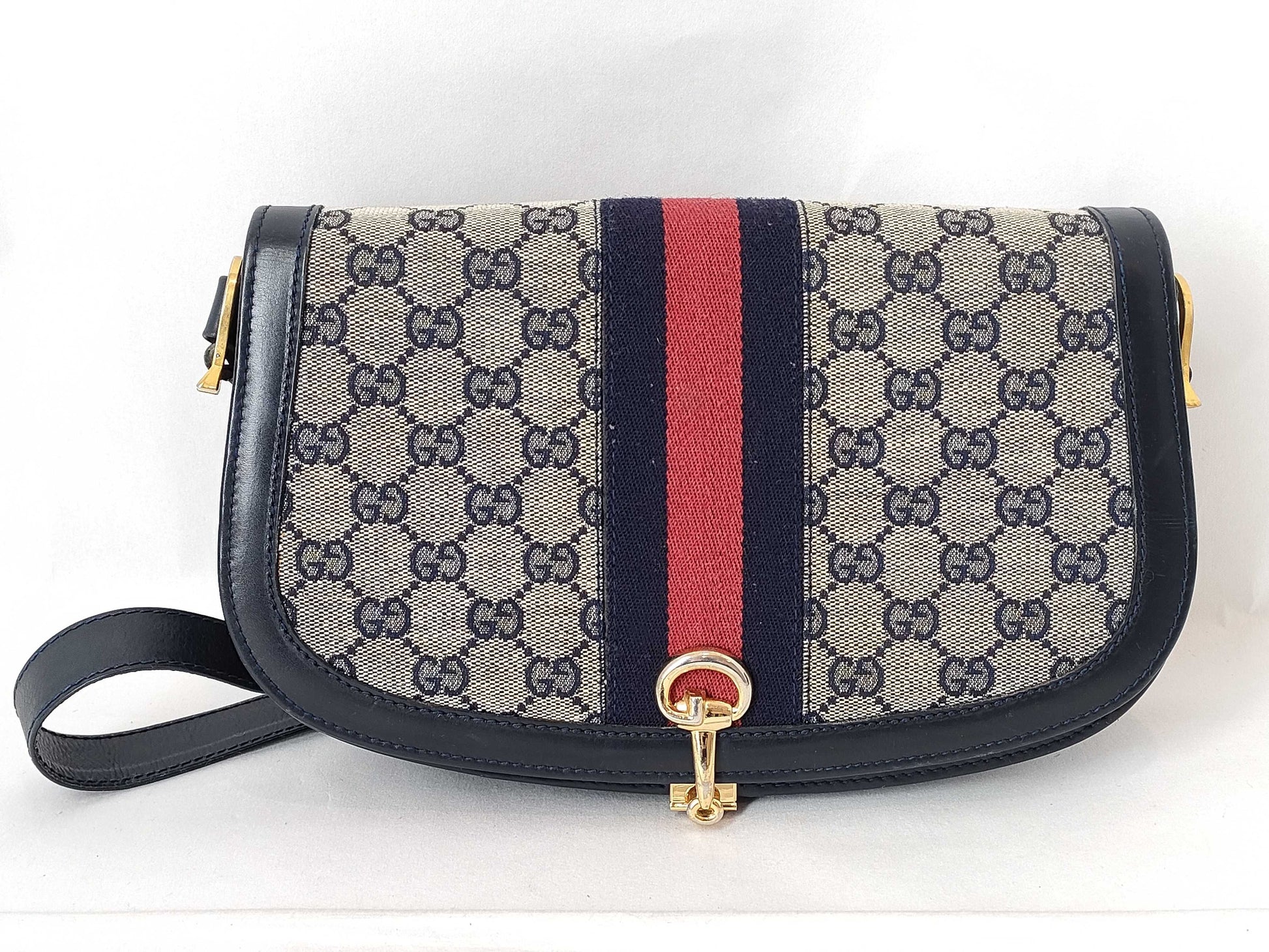 GUCCI GG Canvas GUCCI Supreme Shoulder Bag Navy/Grey W25cm Shoulder Bag