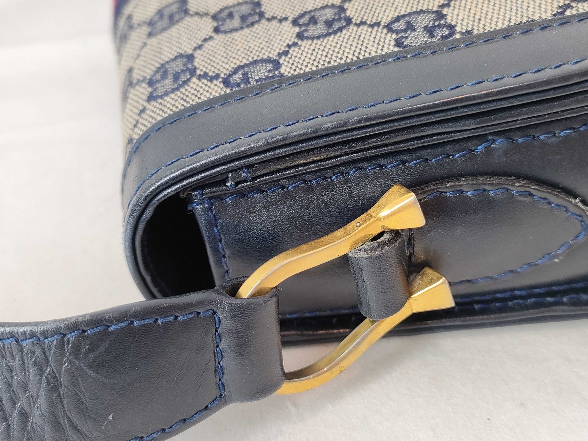 GUCCI GG Canvas GUCCI Supreme Shoulder Bag Navy/Grey W25cm Shoulder Bag