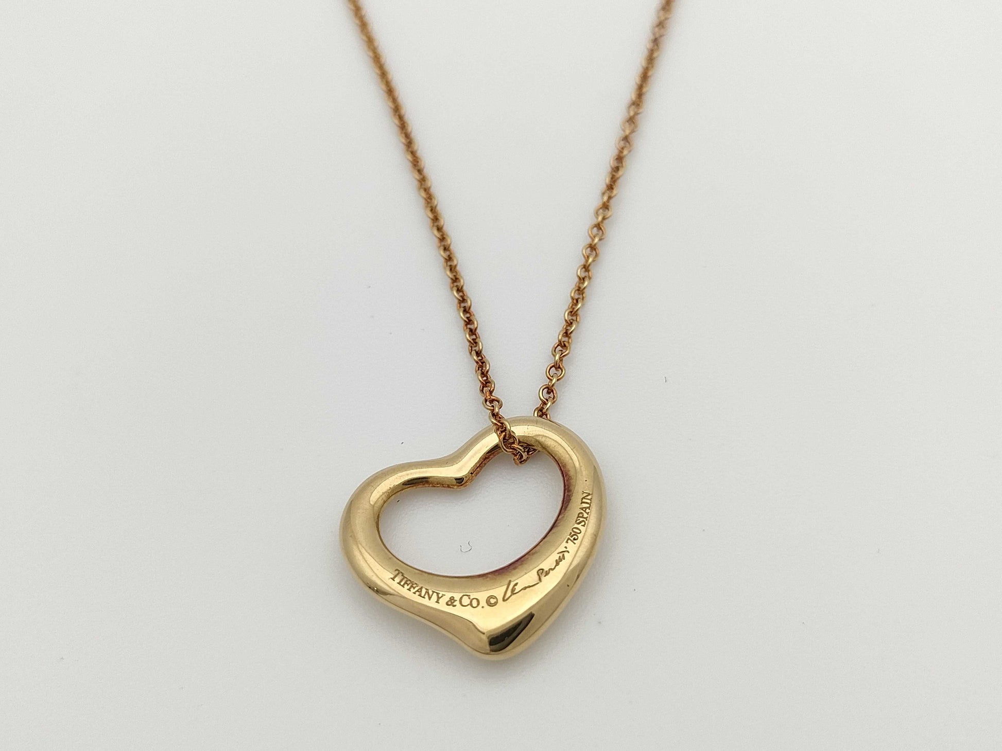 Tiffany&Co. Open Heart YG 750 4.3g Necklace 