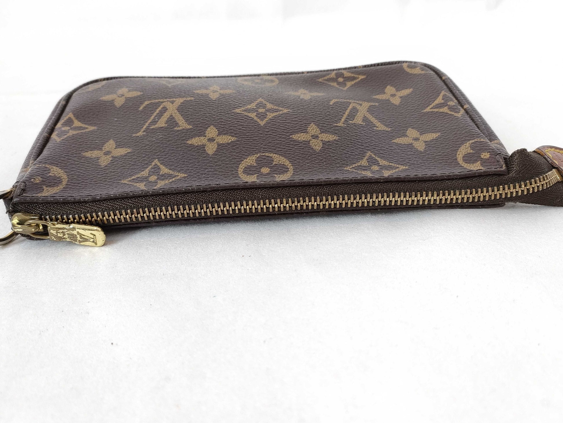 LOUIS VUITTON Monogram LV Monogram Pochette Accessory Pouch M51980 Strapless Pouch
