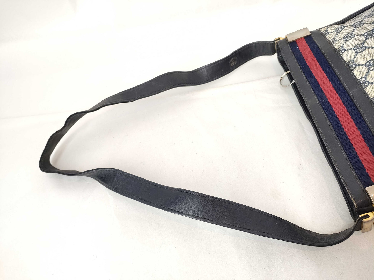 GUCCI GG Supreme GUCCI Supreme Shoulder Bag White/Navy W29cm Shoulder Bag