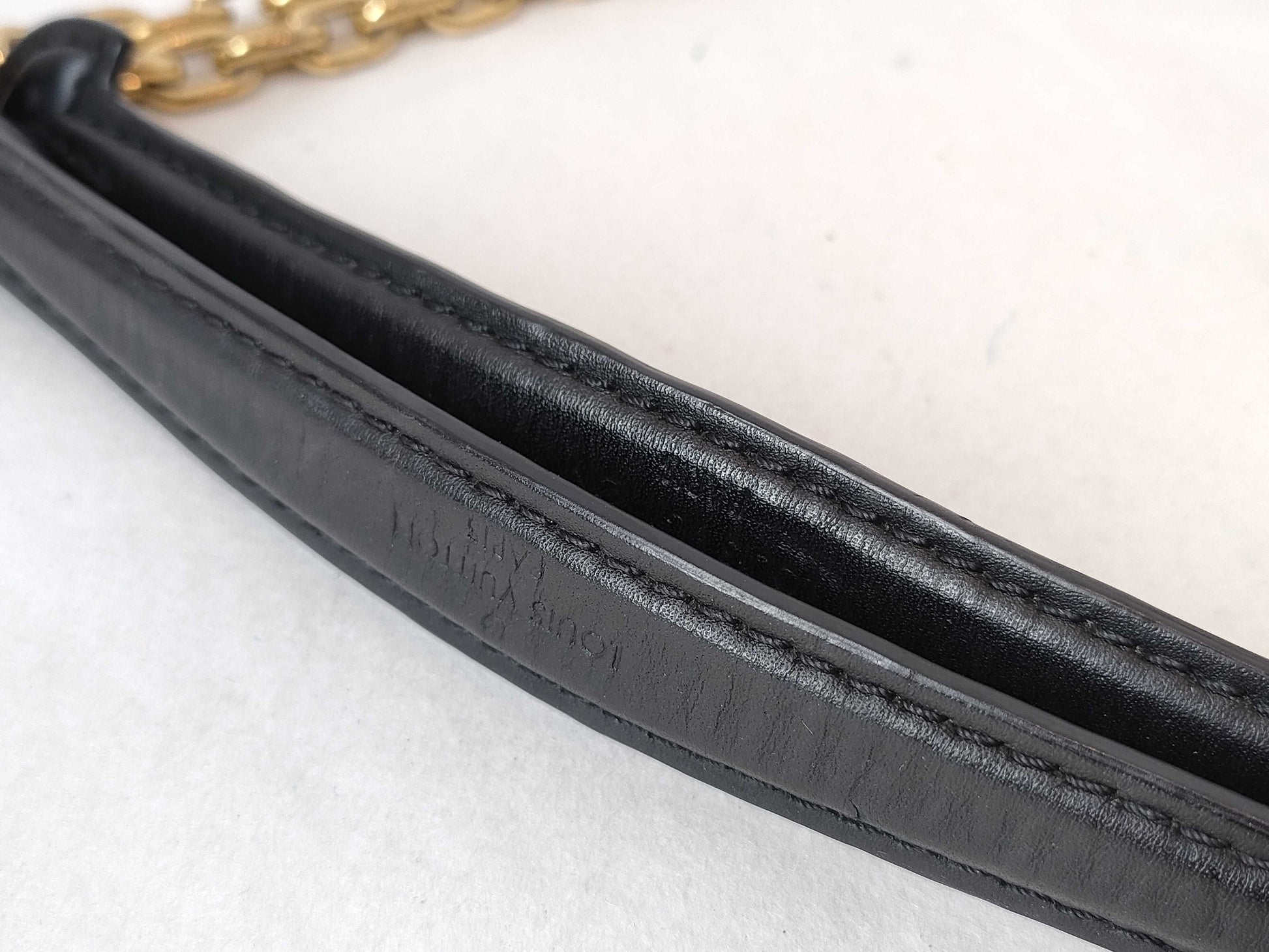 LOUIS VUITTON Damier LV Damier Vavin PM Chain Shoulder Bag N40113 Even/Cream Shoulder Bag