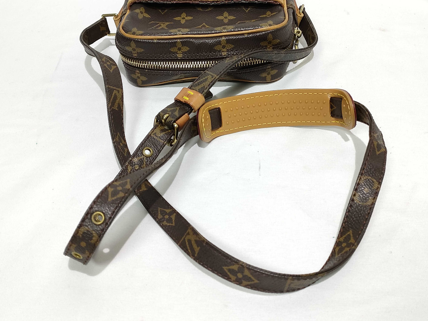 LOUIS VUITTON Monogram Monogram Danube M45266 SL0021 Shoulder Bag