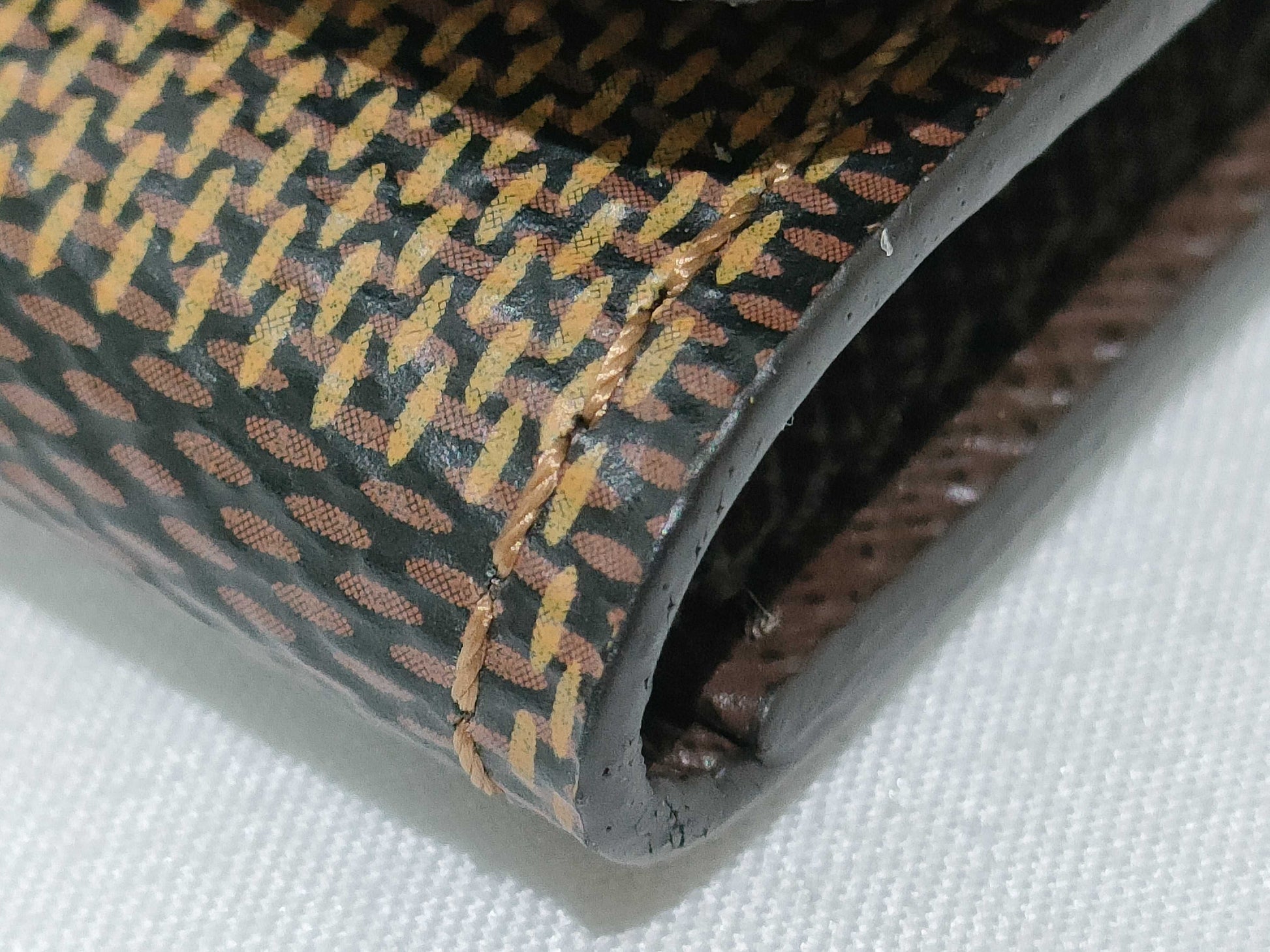 LOUIS VUITTON Damier Damier Murticle 4 N62631 CT4117 Keycase Keychain