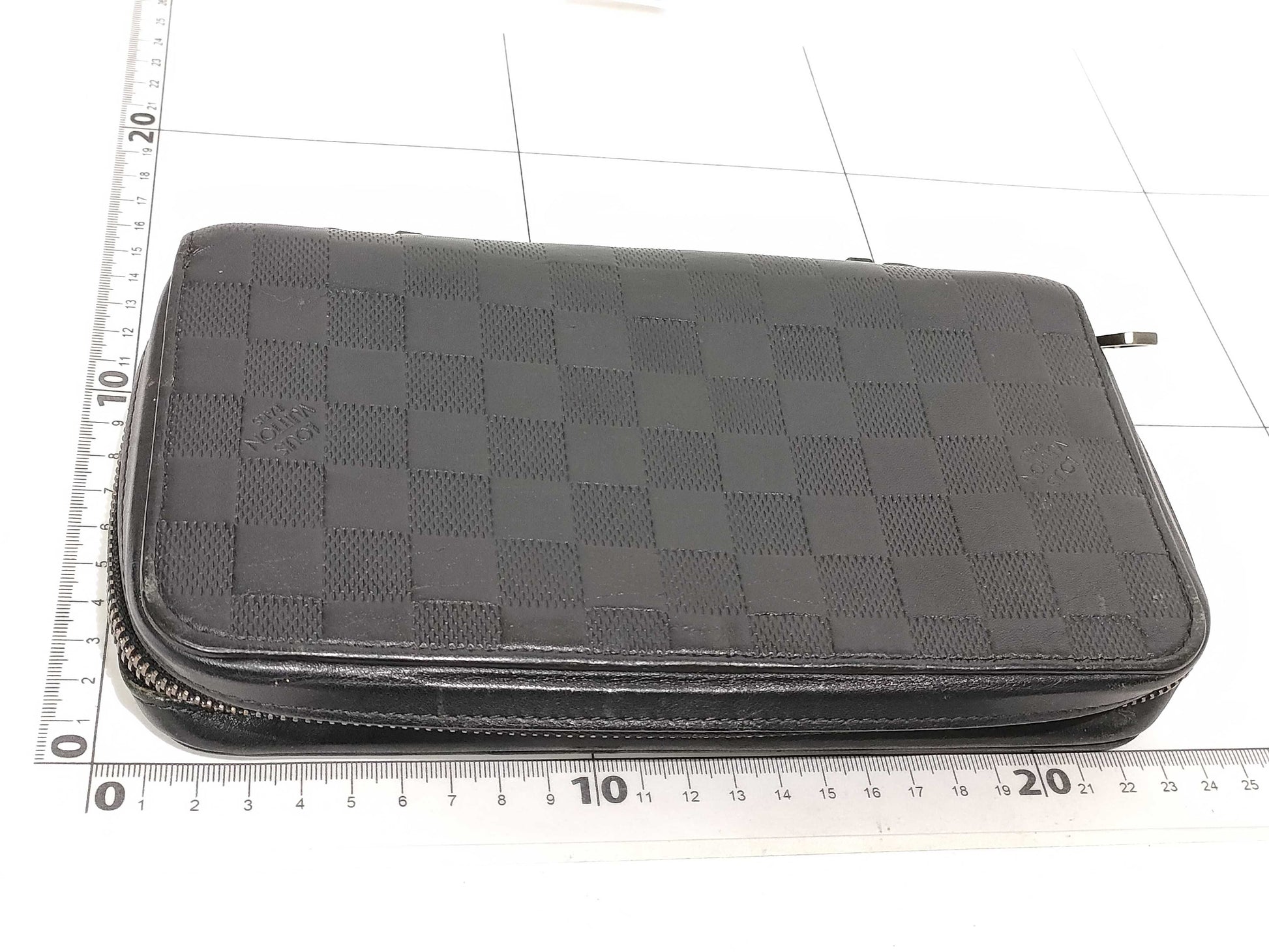 LOUIS VUITTON Damier Anfini Damier Anfini Zippy XL N61254 CA4125 Onyx Wallet