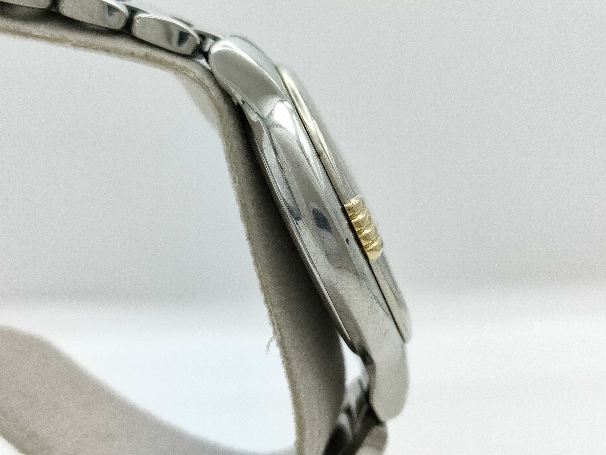 Yves Saint Laurent 6031-G11246 550013 Quartz Women's Watch