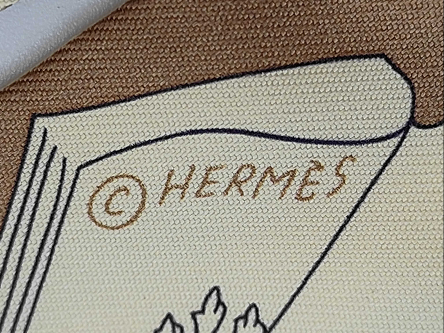 HERMES Twiley Get out your colored pencils! Carre Libre and other accessories
