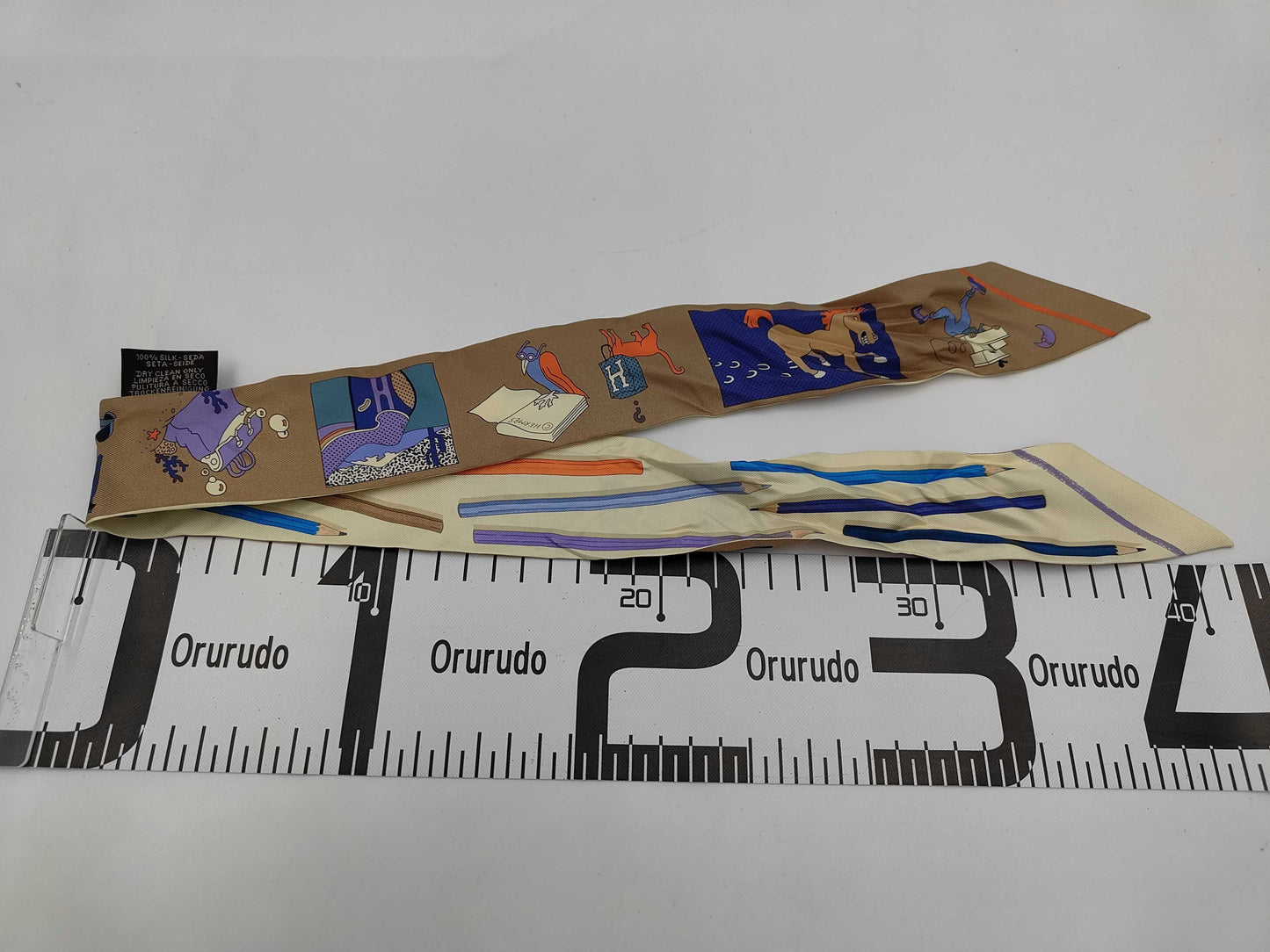 HERMES Twiley Get out your colored pencils! Carre Libre and other accessories