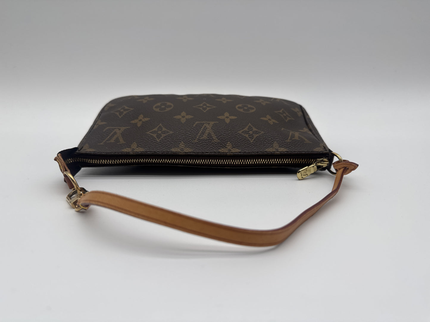 LOUIS VUITTON LOUIS VUITTON Pochette Accessoir Monogram Pouch Pouch