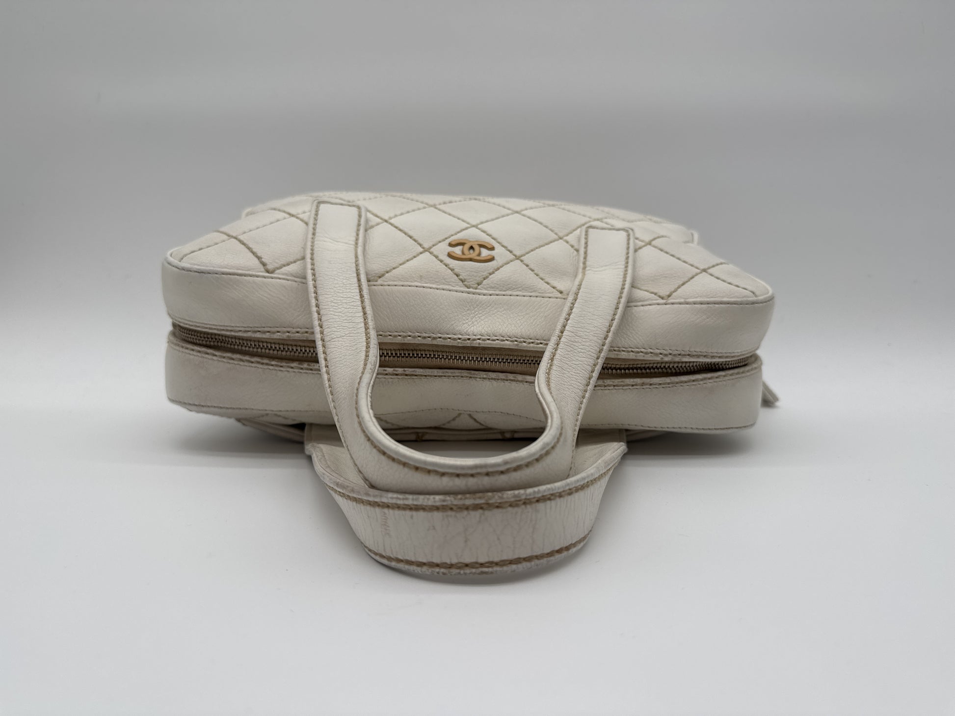 CHANEL CHANEL Handbag Wild Stitch Cocomark Matlasse White Handbag