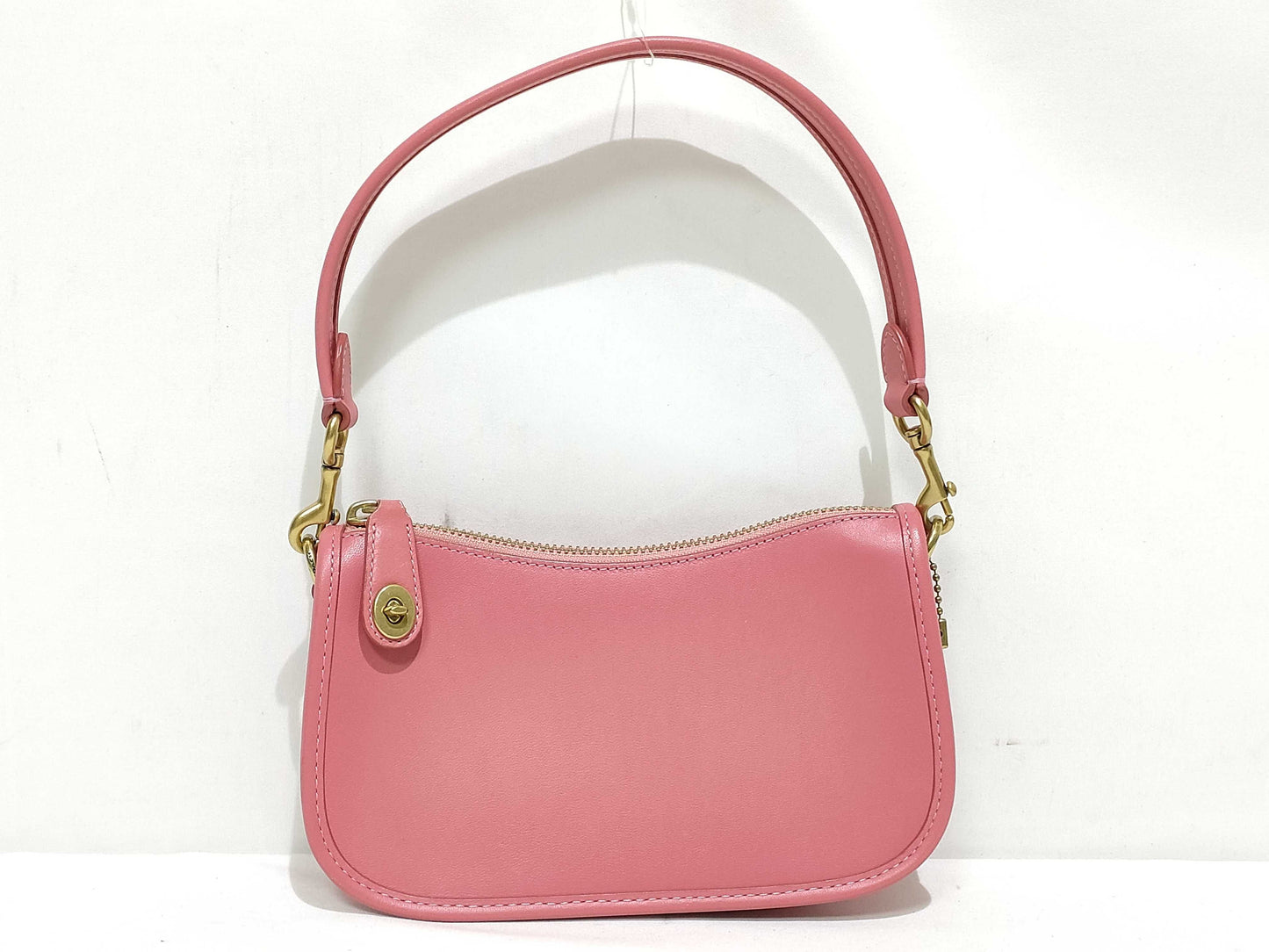 COACH Swinger Handbag
