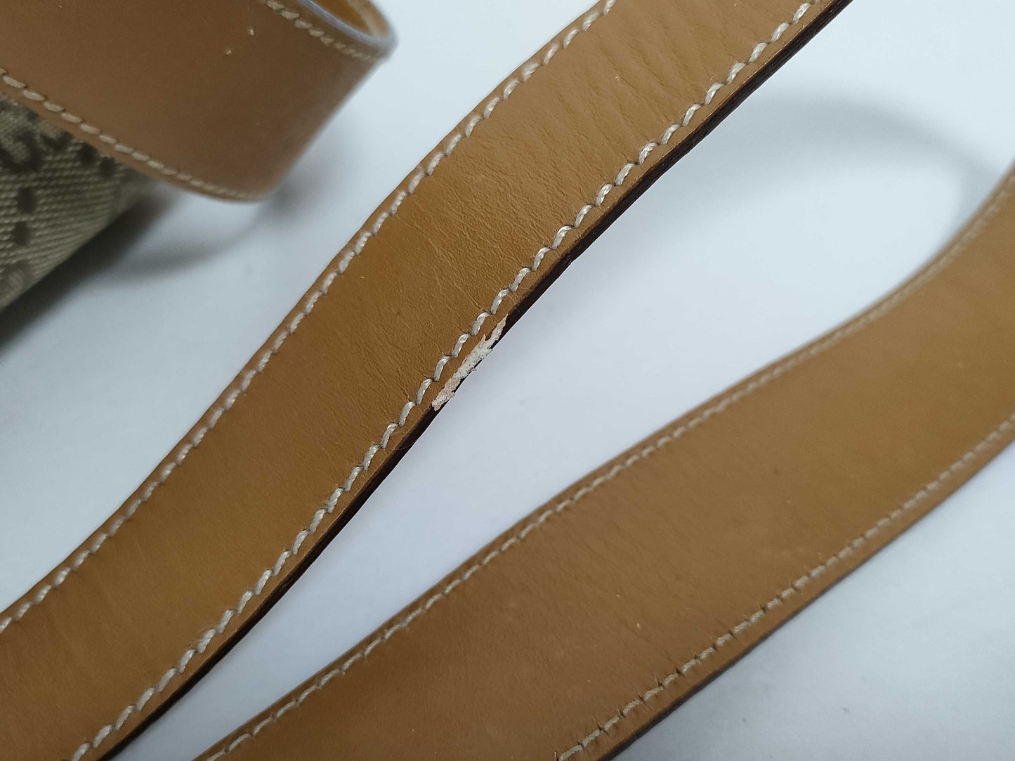 GUCCI GG Canvas Gucci 001/855/1625 Shoulder Bag