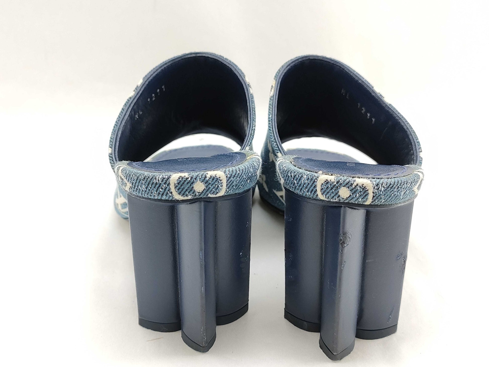 LOUIS VUITTON Monogram Denim LOUIS VUITTON Silhouette Line Denim Monogram Mule 36 Mule
