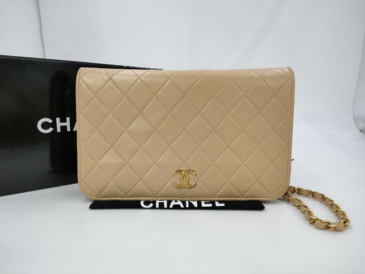 CHANEL Matlasse Lambskin Pushlock Full Flap Chain Beige Shoulder Bag