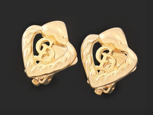 Dior Christian Dior, gold-toned, twisted heart design, logo, earrings, 5.6g ring