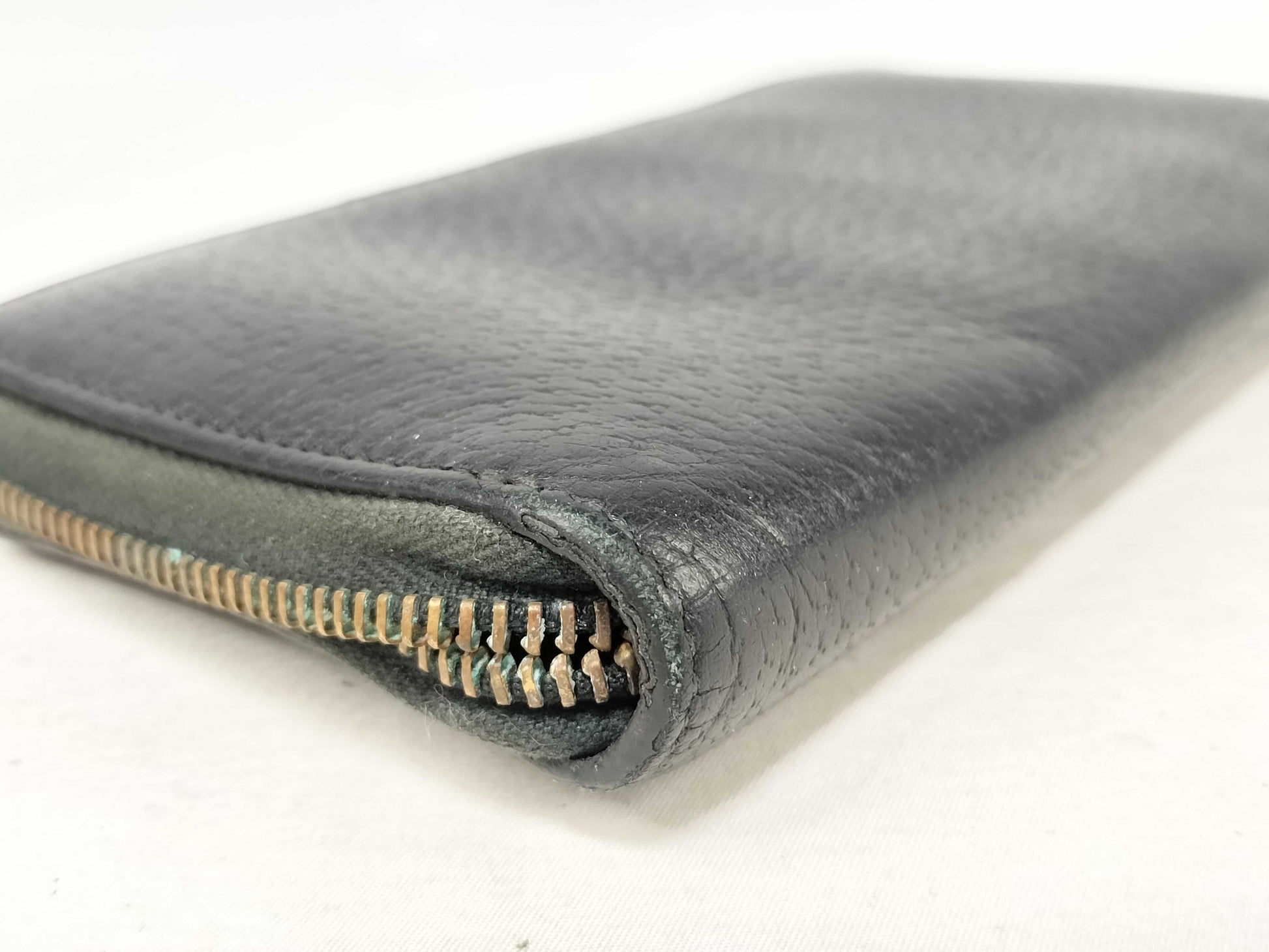 GUCCI GUCCI Marmont Long Wallet Broken Zipper Wallet