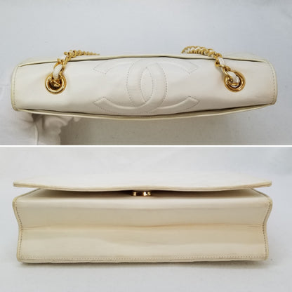 CHANEL CHANEL Cocomark Matrasse Chain Shoulder Bag White Seal with Card 1st Shoulder Bag