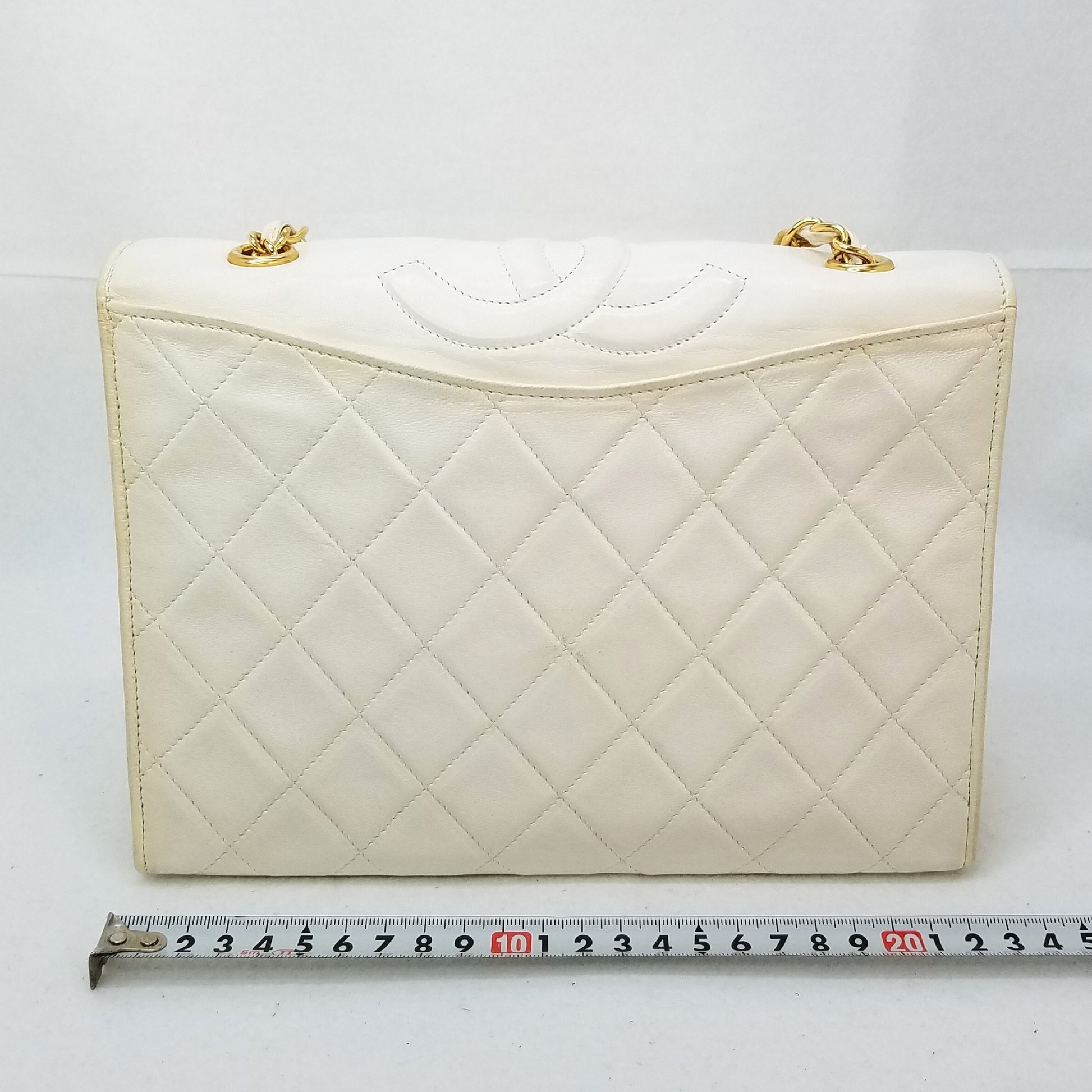 CHANEL CHANEL Cocomark Matrasse Chain Shoulder Bag White Seal with Card 1st Shoulder Bag