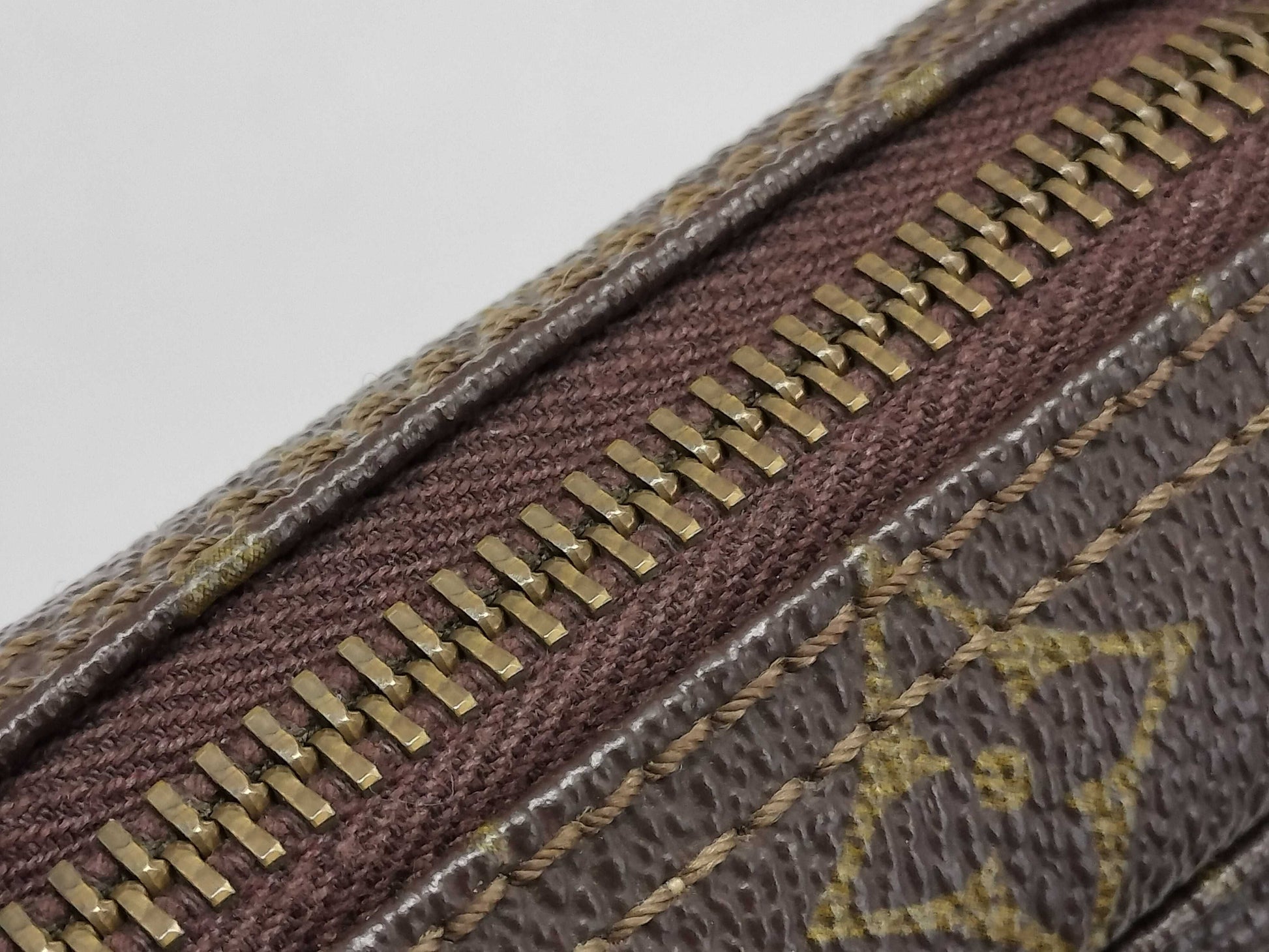 LOUIS VUITTON Monogram Monogram Truth Toilette Second Bag