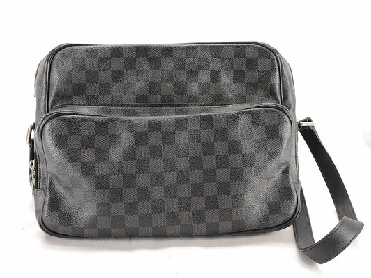 LOUIS VUITTON Damier Graffit Damier Grafitte Io Shoulder Bag Shoulder Bag