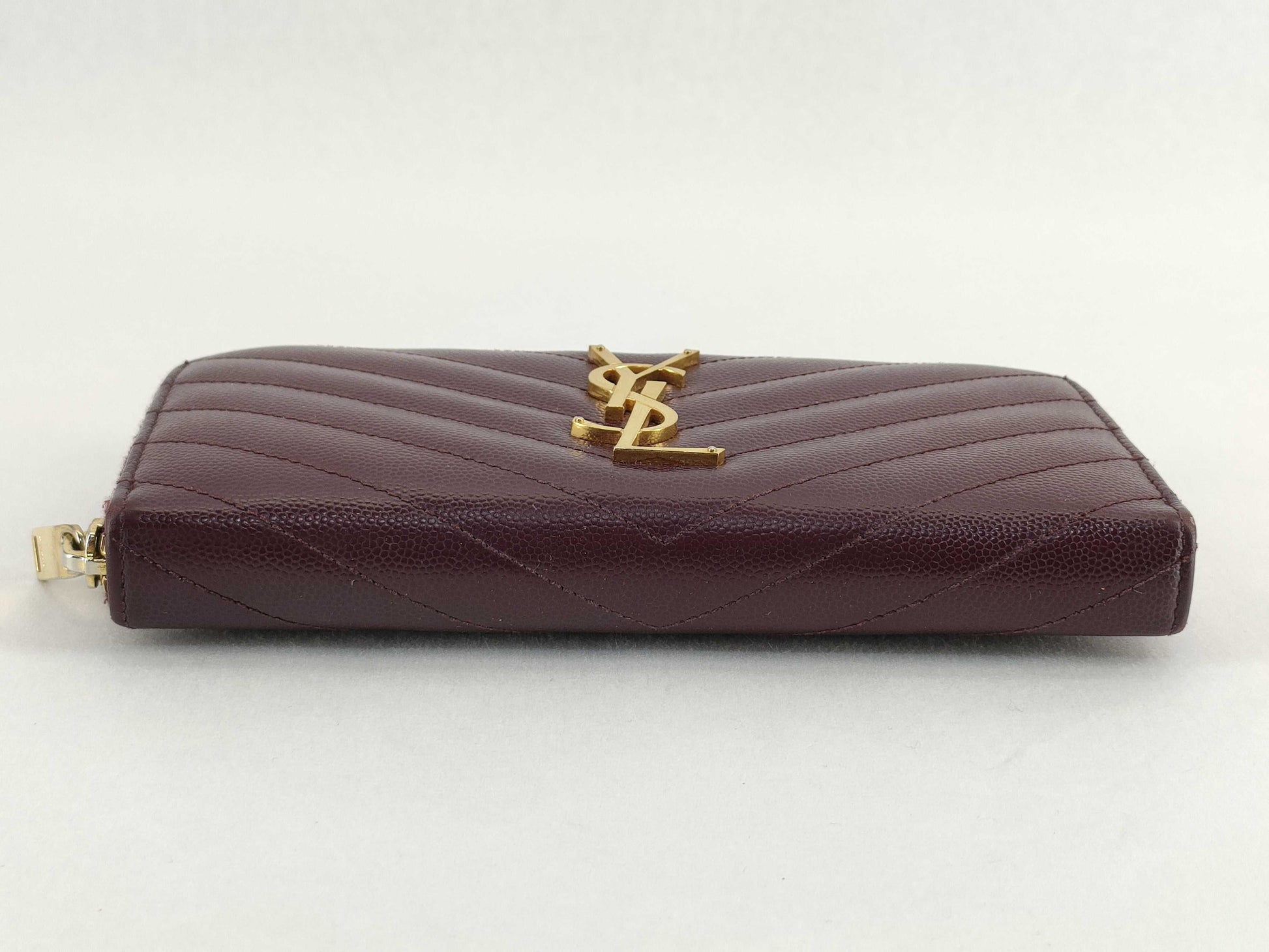 Yves Saint Laurent Round Zipper Caviar Skin Long Wallet Wallet