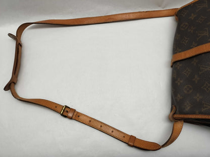 LOUIS VUITTON Monogram Monogram Saumur Messenger Bag Shoulder Bag