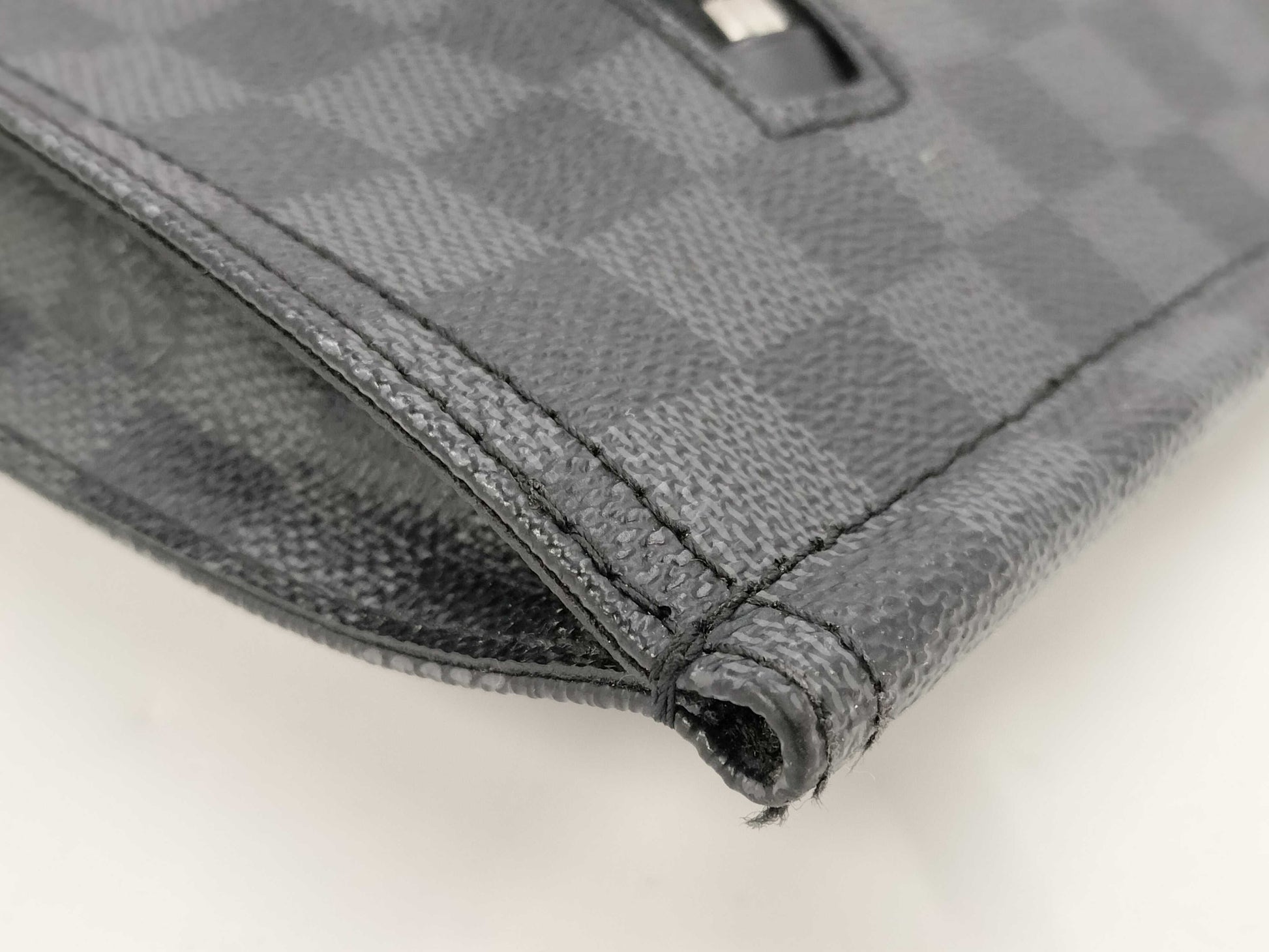 LOUIS VUITTON N48247 Damiere Crafit Poche Documin Bag