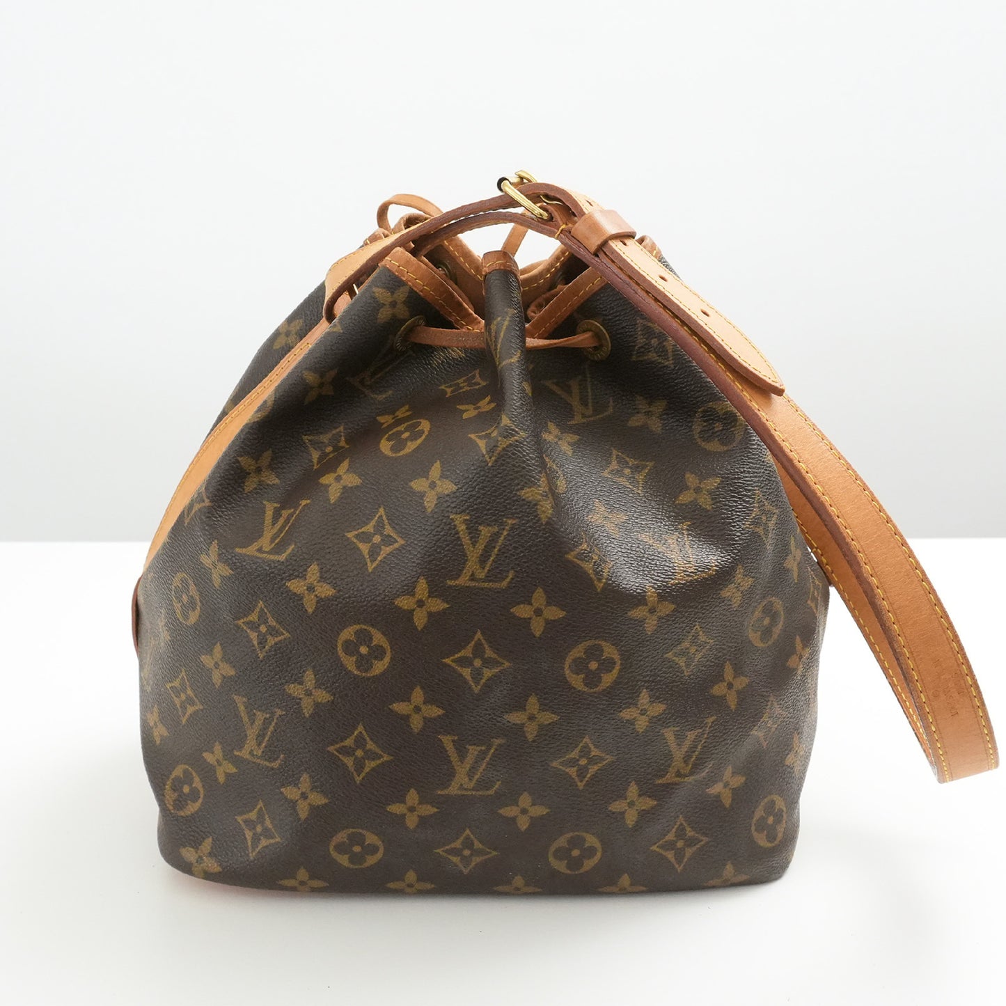 LOUIS VUITTON LOUIS VUITTON LV Monogram Petit Noe M42226 Shoulder Bag Shoulder Bag