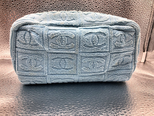 CHANEL Sportline Cocomark Cosmetics with Seal 7592628 Pile Fabric Light Blue Pouch