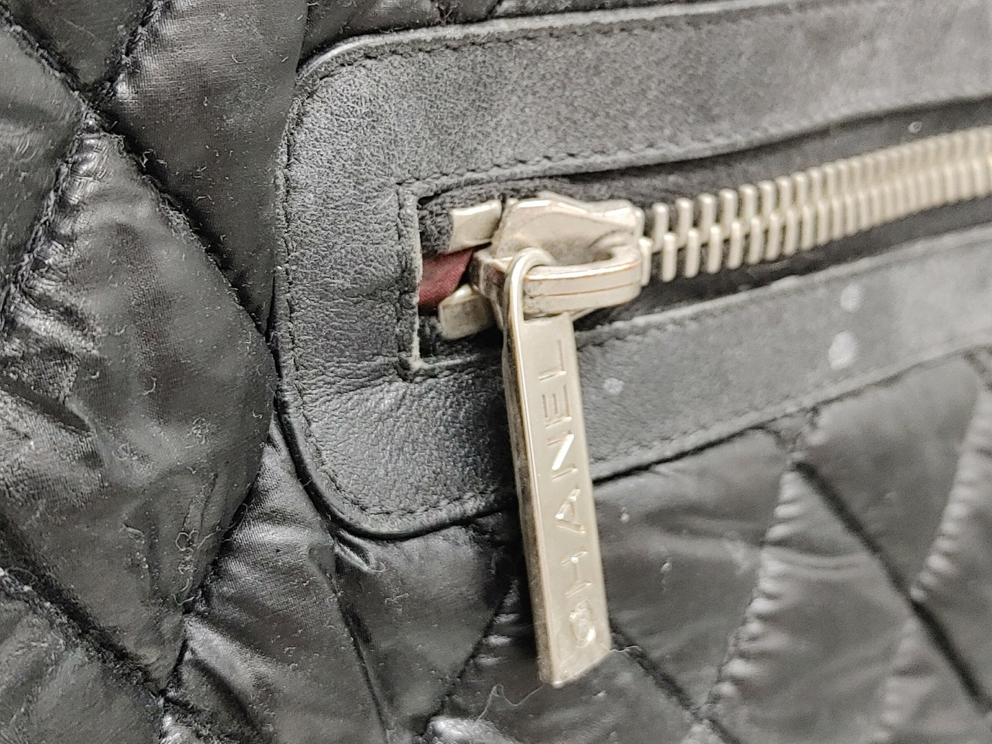 CHANEL Coco Seal 13949196 Nylon Black Tote Bag