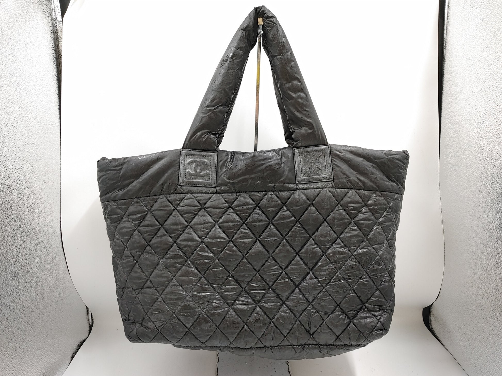 CHANEL Coco Seal 13949196 Nylon Black Tote Bag