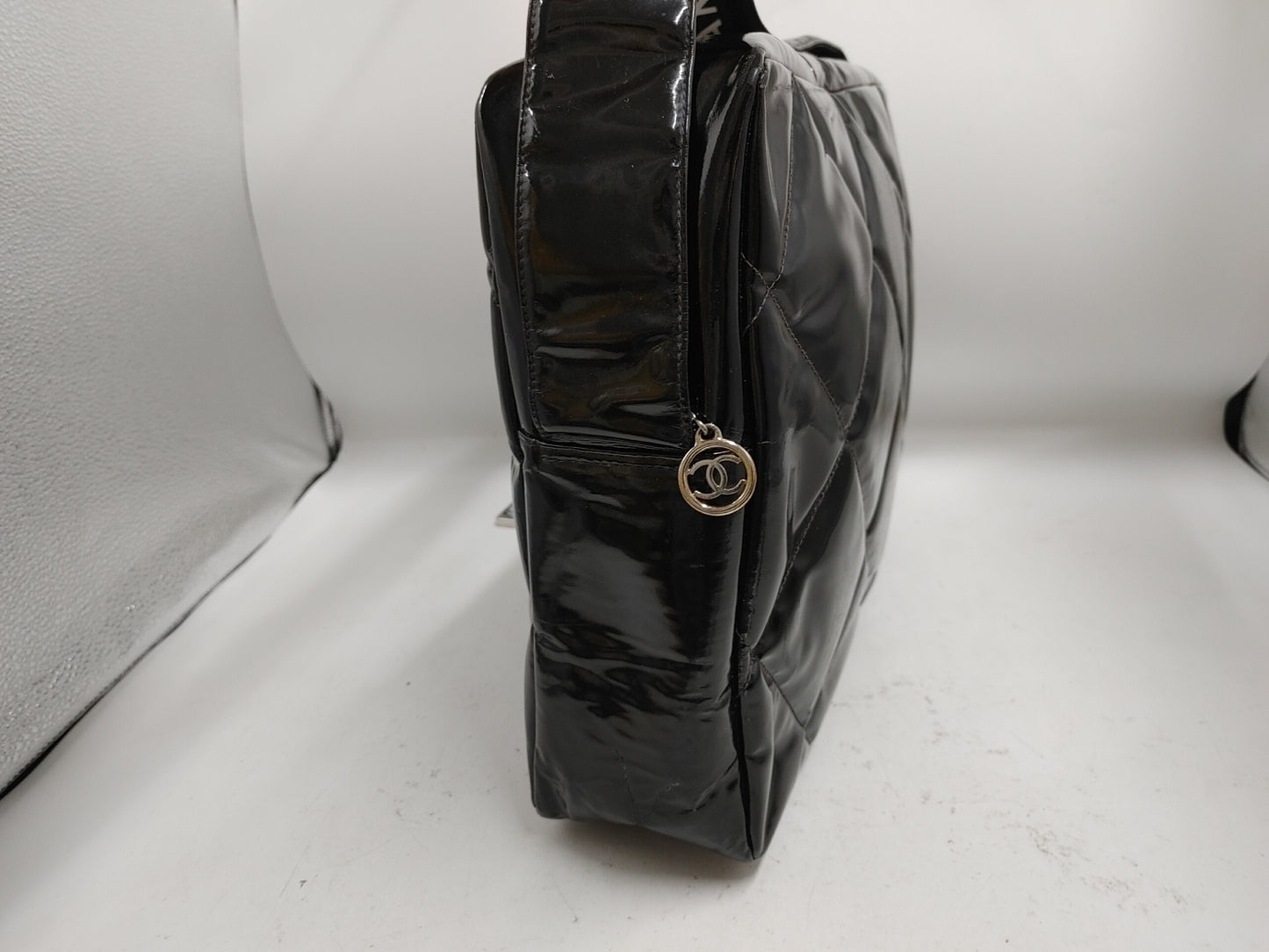 CHANEL Matlasse Seal 4147101 Patent Leather Black Shoulder Bag