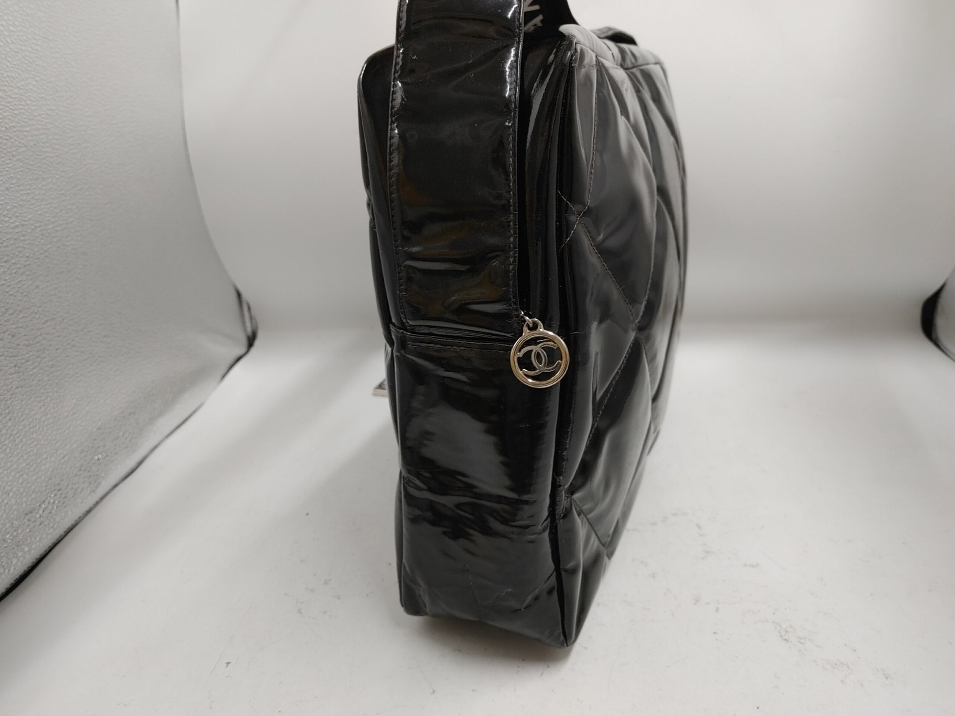 CHANEL Matlasse Seal 4147101 Patent Leather Black Shoulder Bag