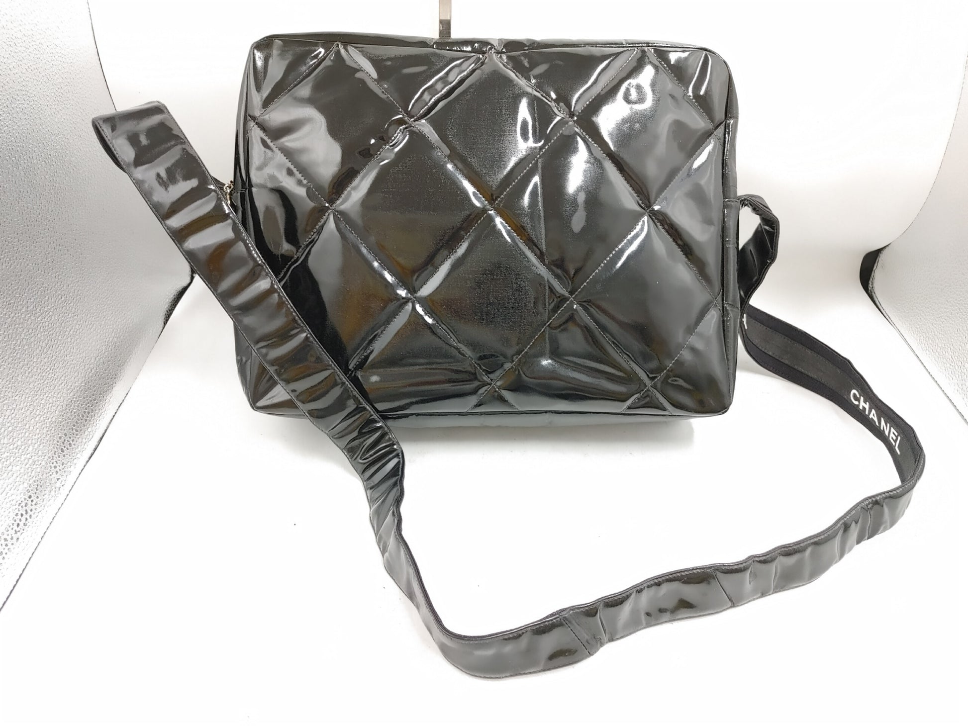 CHANEL Matlasse Seal 4147101 Patent Leather Black Shoulder Bag