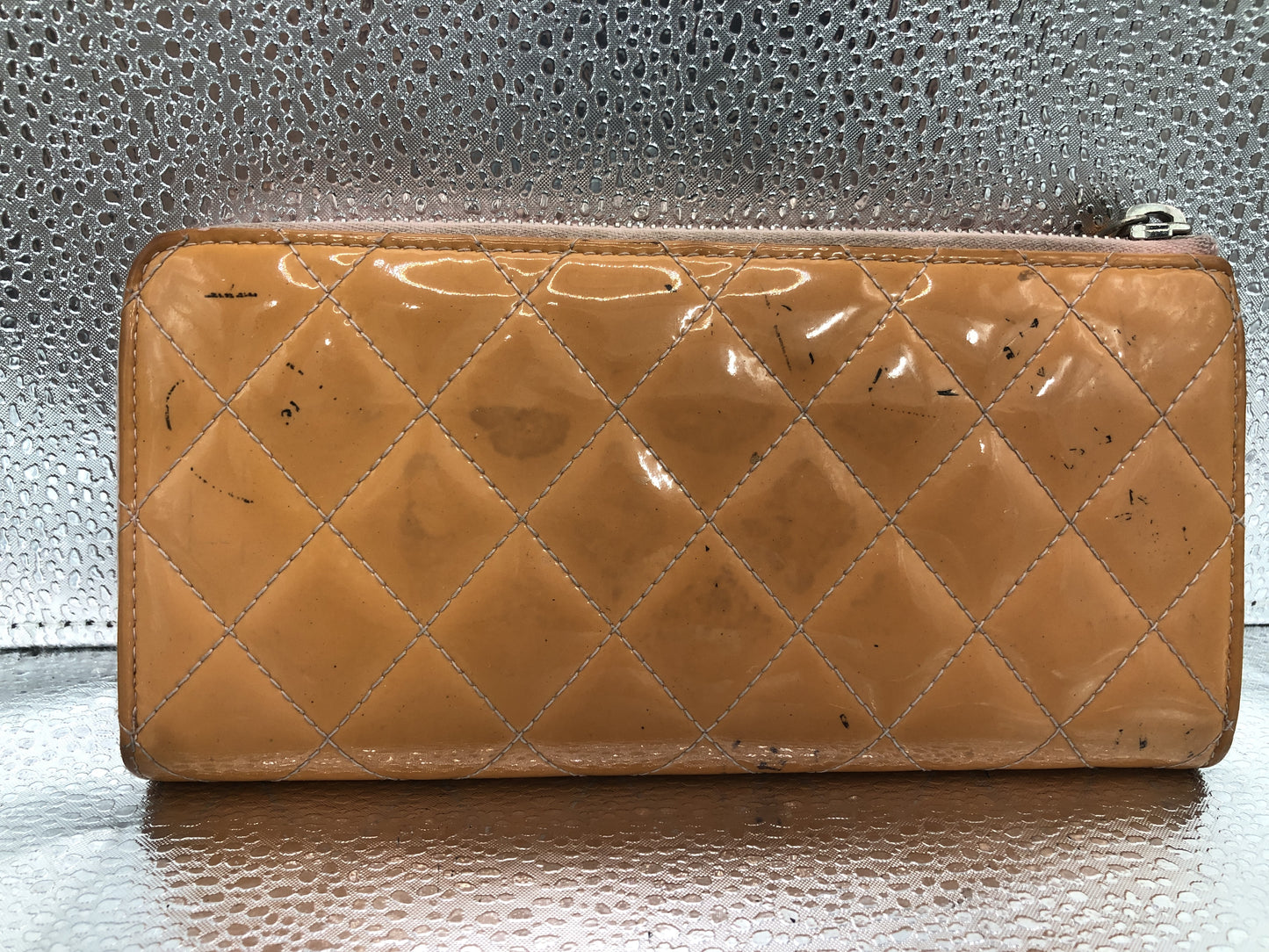 CHANEL Matlasse L-Zipper with Serial Seal 17289952 with Guarantee Card Patent Leather Orange Wallet