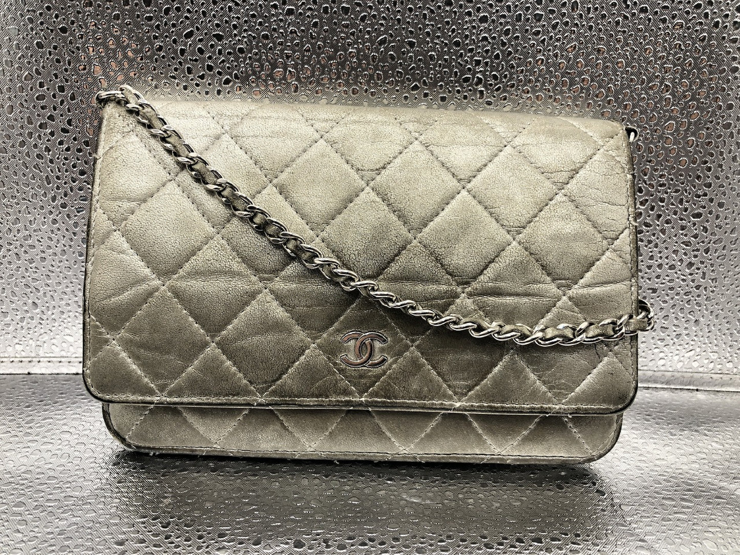 CHANEL Matlasse Chain Shoulder Wallet Metal Plate Lambskin Silver Shoulder Bag