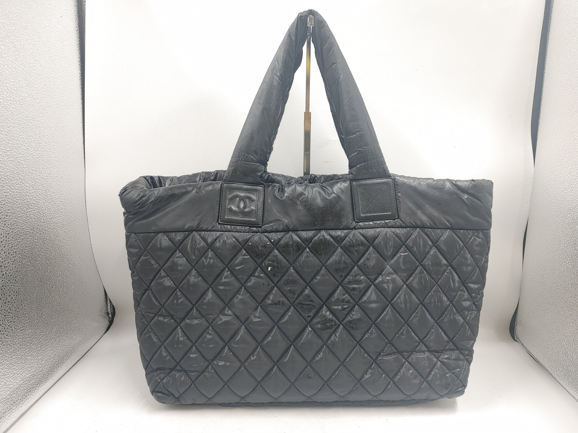 CHANEL Coco Seal 13948895 Nylon Black Tote Bag