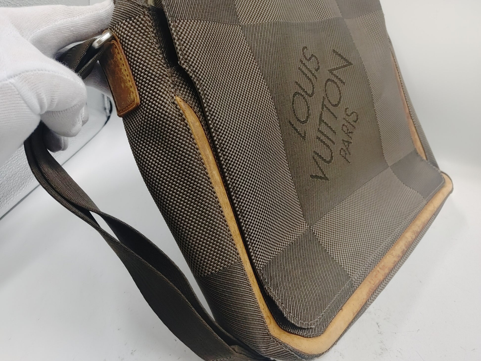 LOUIS VUITTON Damierjuen Message M93030 VI0034 Canvas Tail Shoulder Bag