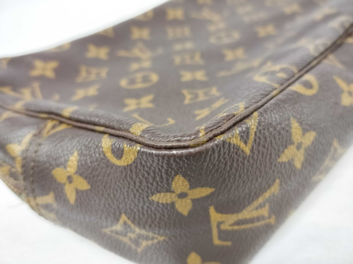 LOUIS VUITTON Monogram Louis Vuitton M47522 843 True Toilette 28 Monogram Pouch Second Bag Second Bag