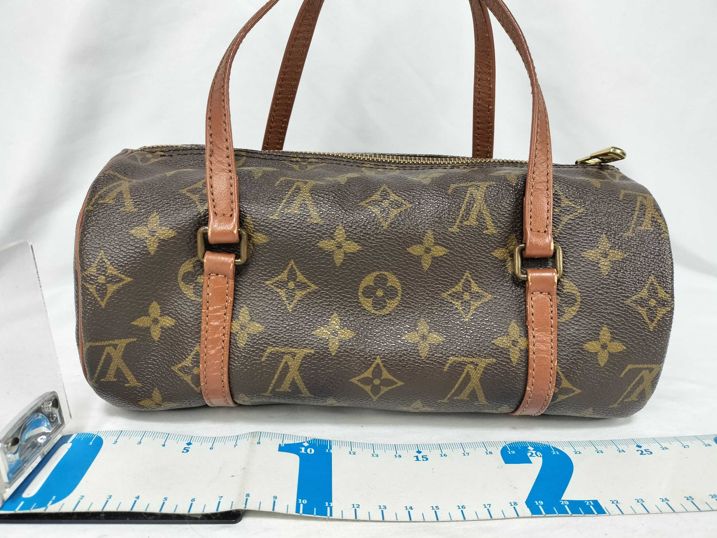 LOUIS VUITTON Monogram Louis Vuitton M51366 Papillon 26 Monogram Purse Handbag