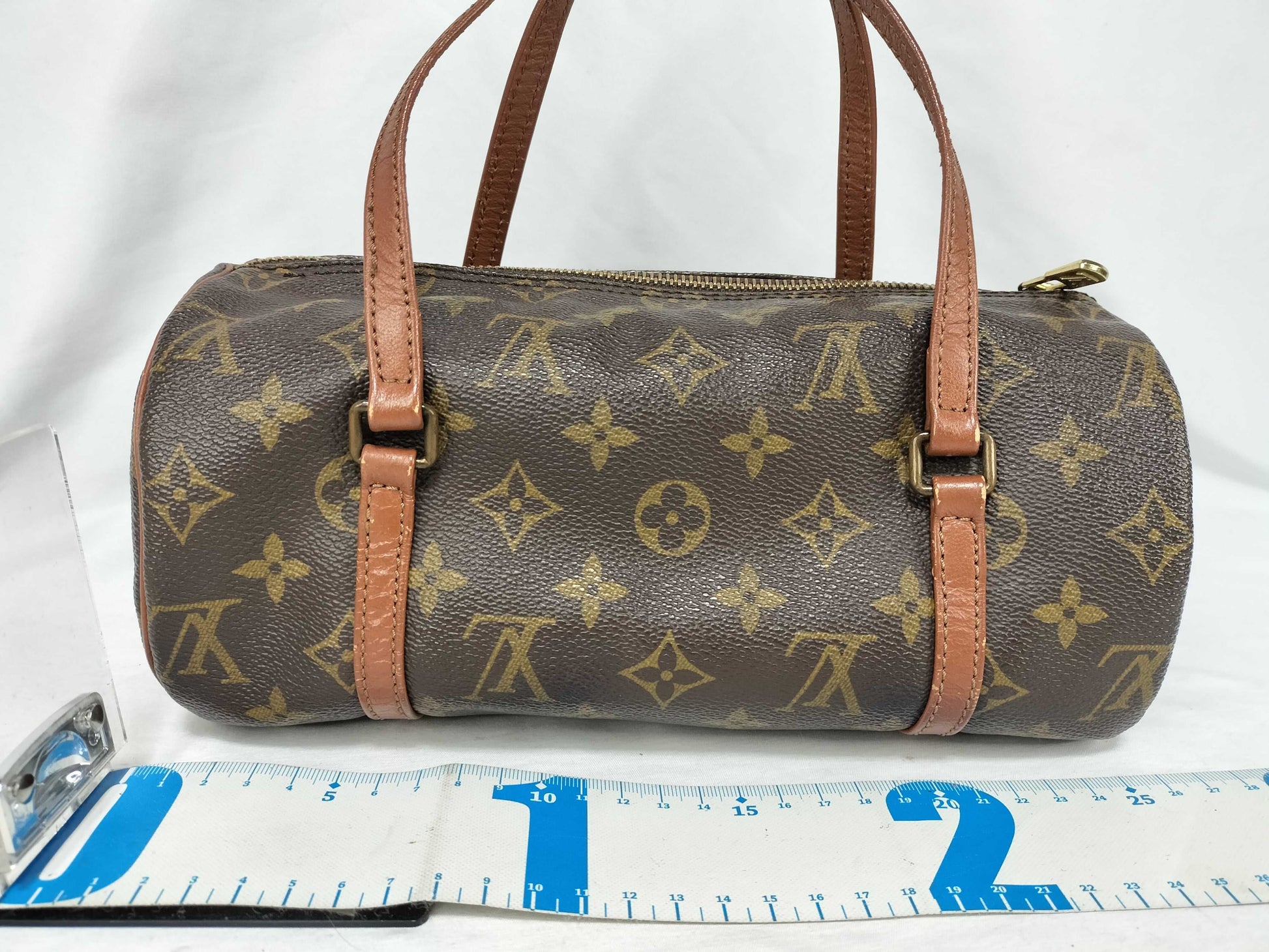 LOUIS VUITTON Monogram Louis Vuitton M51366 Papillon 26 Monogram Purse Handbag