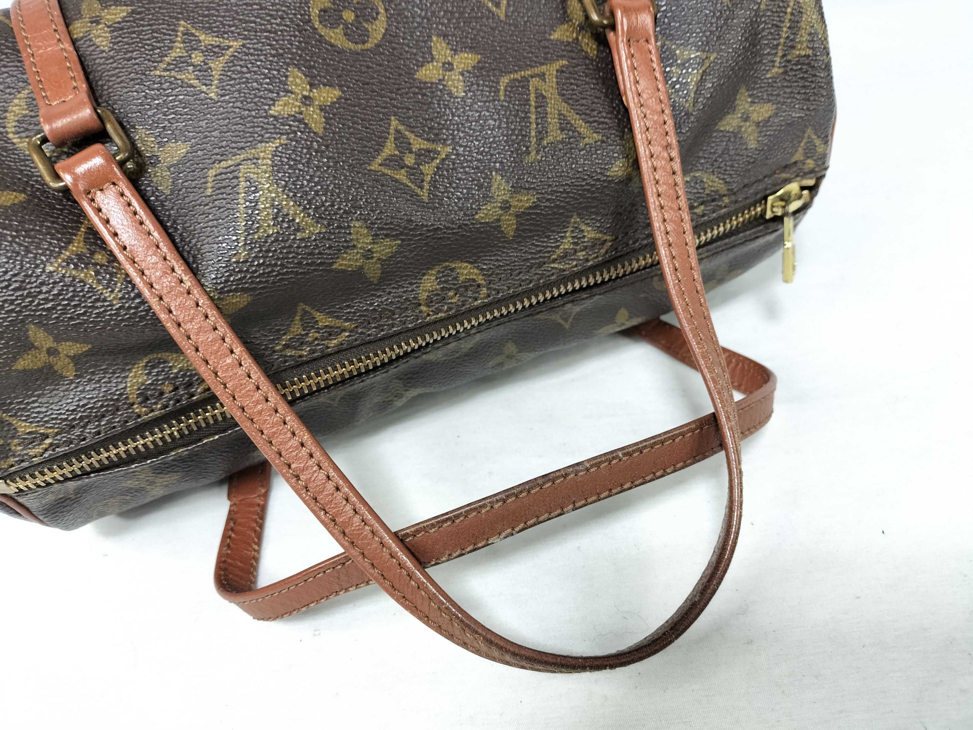 LOUIS VUITTON Monogram Louis Vuitton M51366 Papillon 26 Monogram Purse Handbag