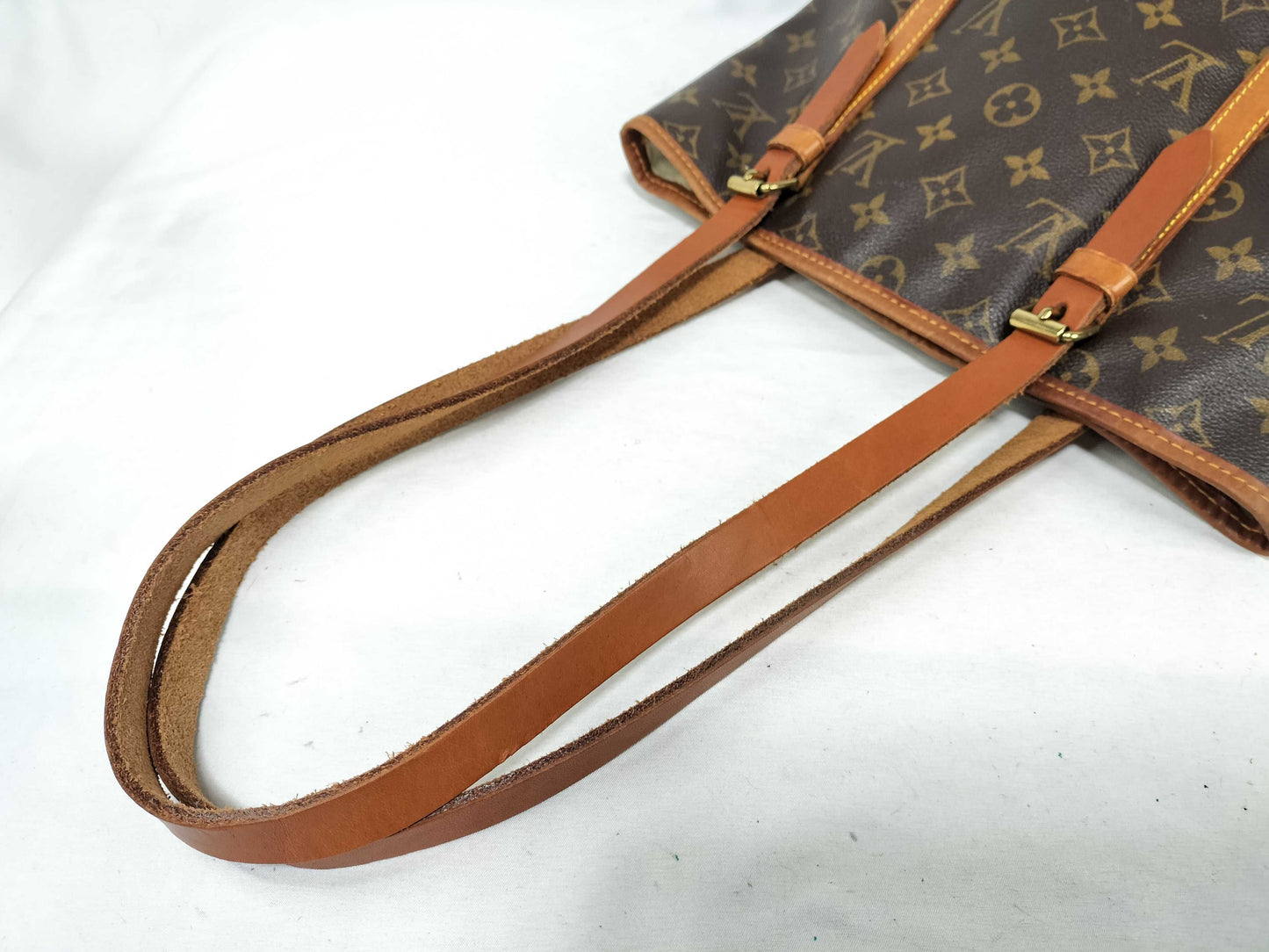 LOUIS VUITTON Monogram Louis Vuitton M42236 Bucket GM Handbag Tote Bag Monogram Tote Bag