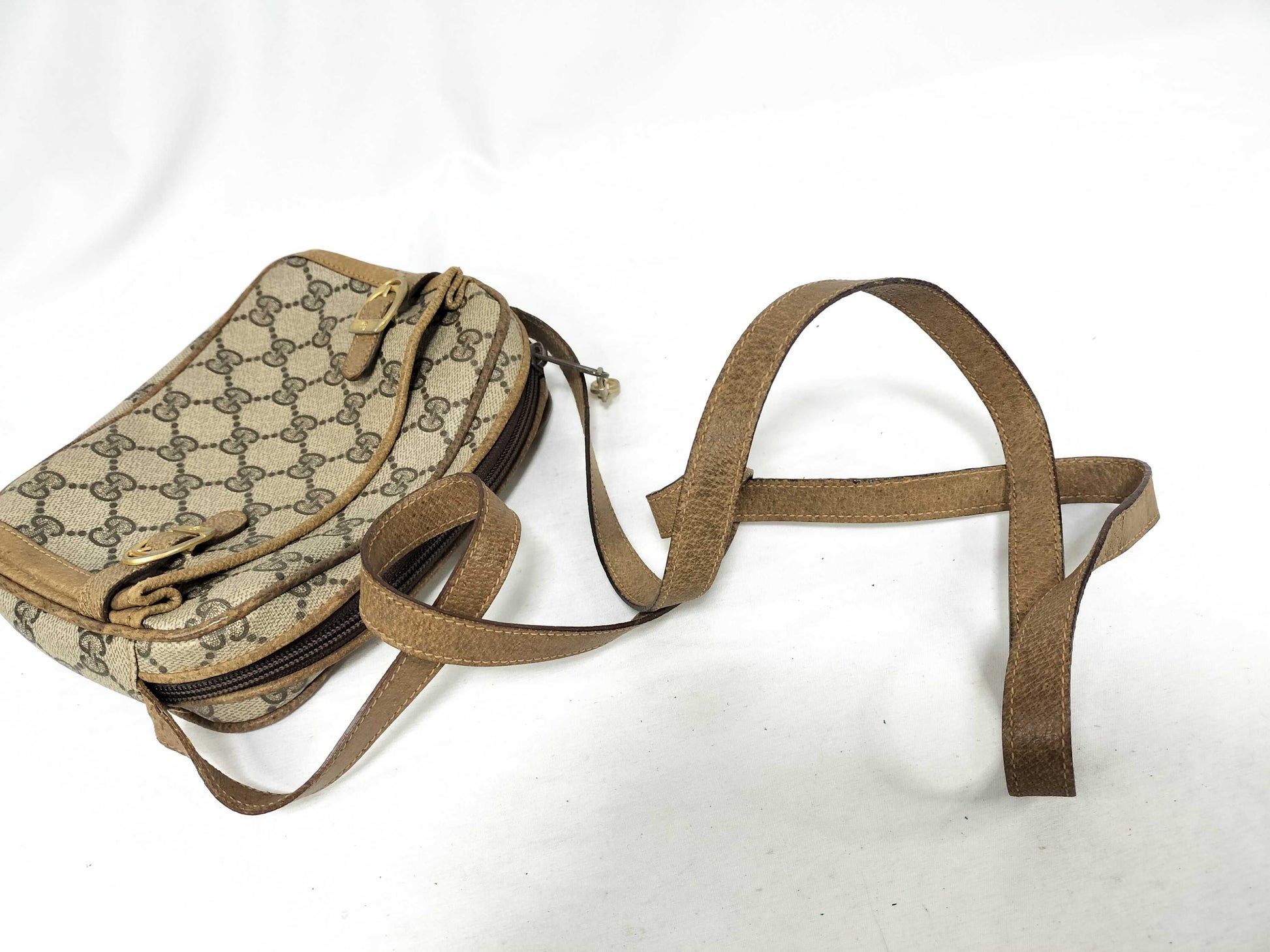 GUCCI GG Supreme Gucci Shoulder Bag GG Supreme Beige Shoulder Bag