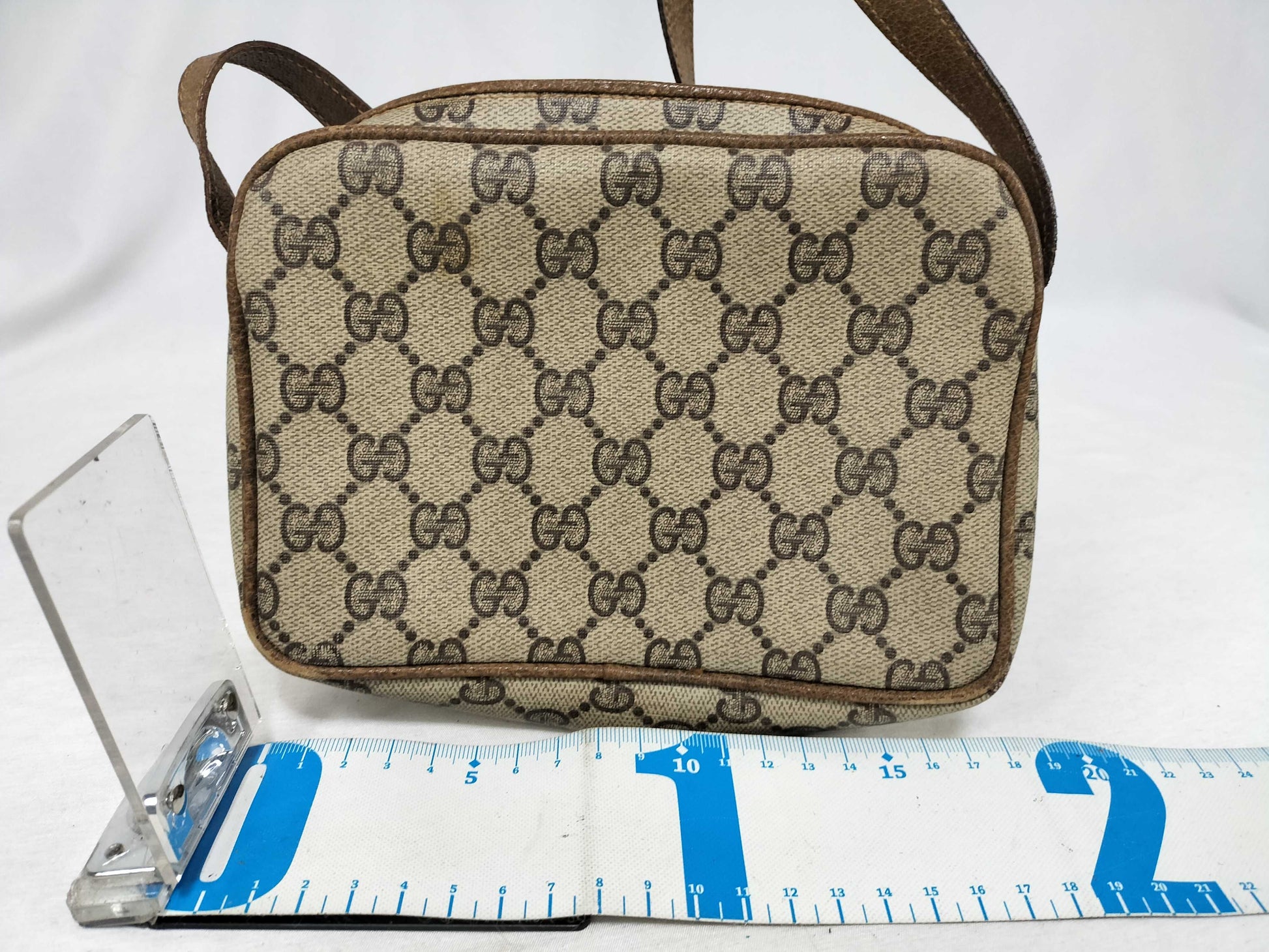 GUCCI GG Supreme Gucci Shoulder Bag GG Supreme Beige Shoulder Bag