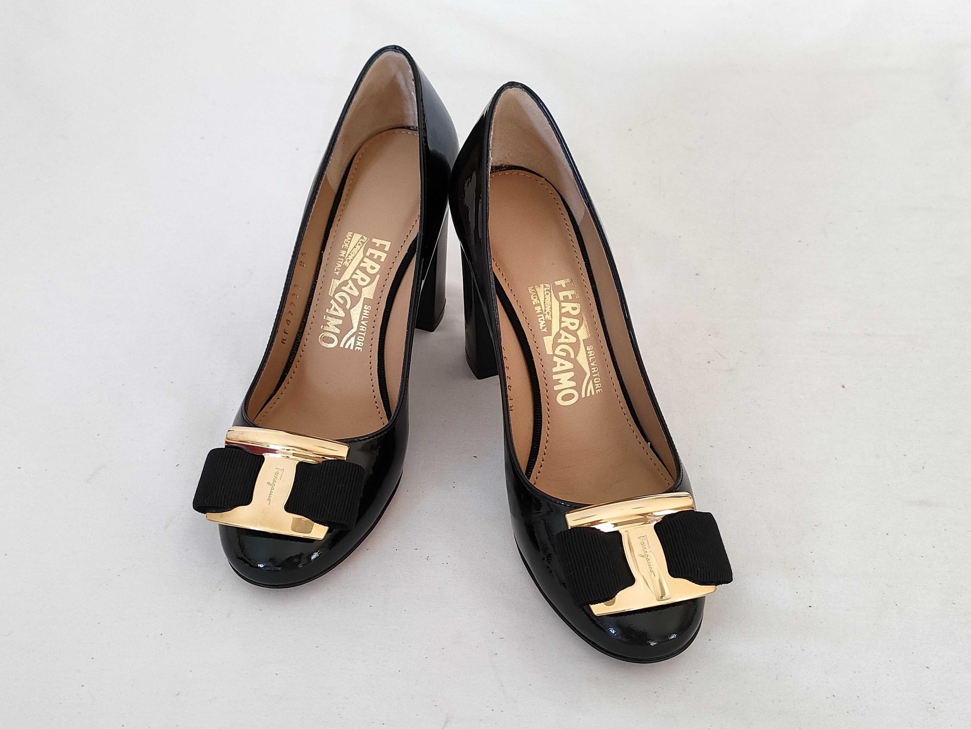 Salvatore Ferragamo Vala Ferragamo Vala Patent Pumps Pumps